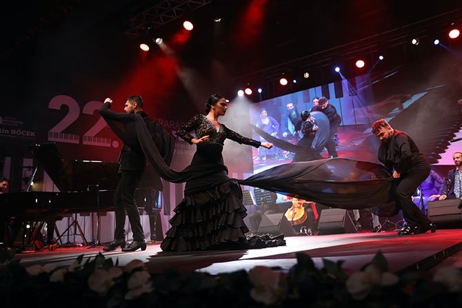 diego-valdivia,--antalya,-piyano-festivali,--001.jpg