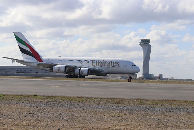 emirates,-a380’-002.jpg