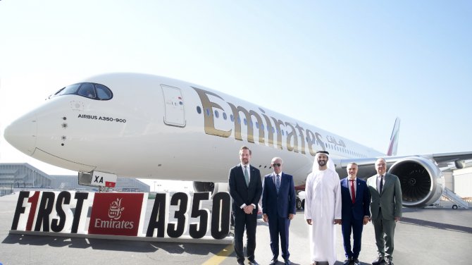 emirates,-airbus-a350-900.-dubai-002.png