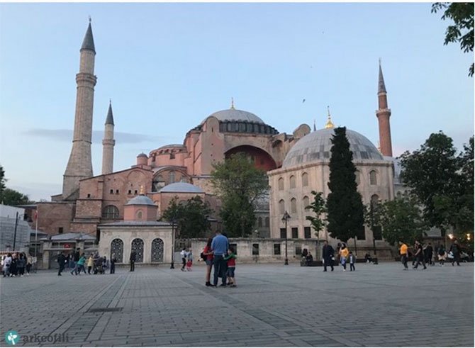 ilber-ortayli,-ayasofya-005.png-004.jpg