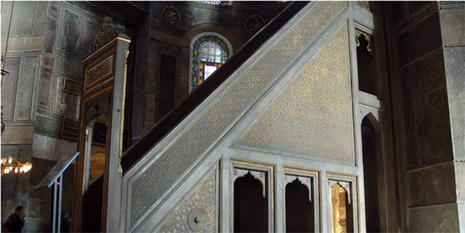 ilber-ortayli,-ayasofya-005.png-007.jpg