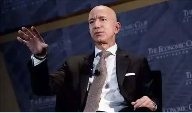 jeff-bezos-003.jpg