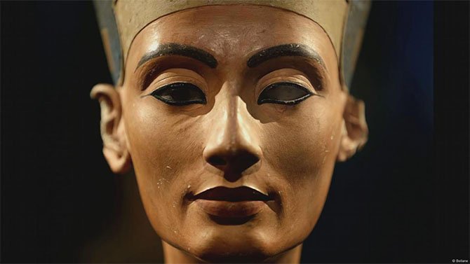 nefertiti-bustu.jpg