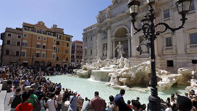 roma,-trevi-cesmesi--001.jpg