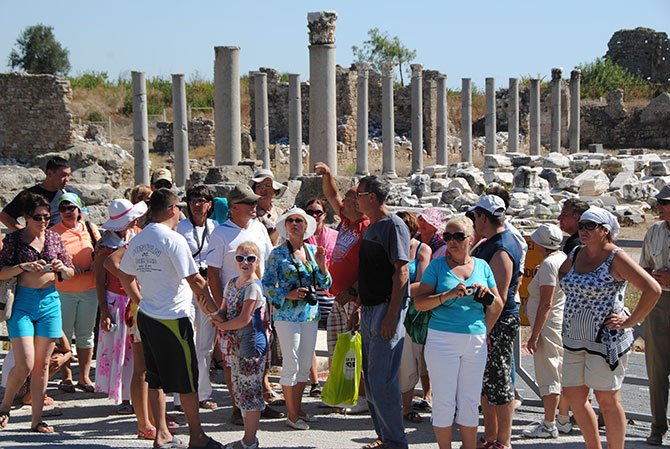 rus,-turist,-antalya,-manavgat.jpg