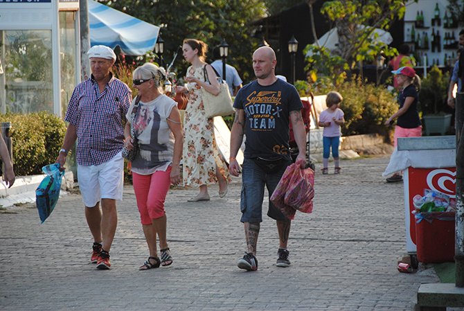 rus,-ukraynali-,turistler.jpg