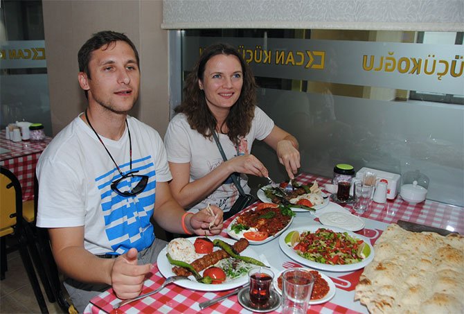 rus-turistler-kebap--003.jpg