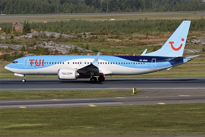 tui-boeing-737-max-8.jpg