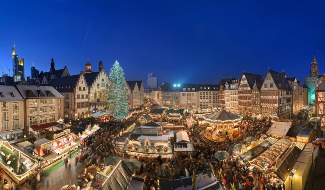 weihnachtsmarkt_copyright-visitfrankfurt_holger-ullmann_front_magnific.jpg